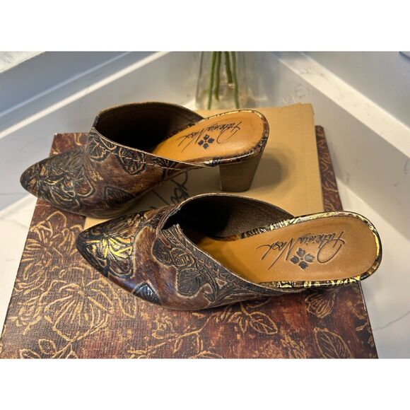 PATRICIA NASH Ruffina Mule in Chocolate Gold Metallic Back Leaves Size 6 Shoes - Picture 5 of 9